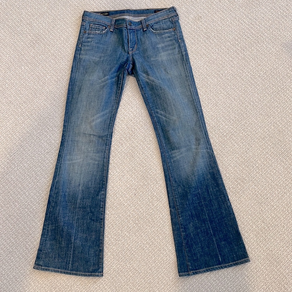 Citizen of Humanity low waste flare jeans. Size 30